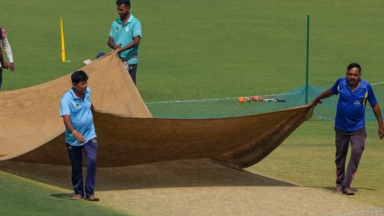 Sourav Ganguly blames Indian team for Kolkata surface, 