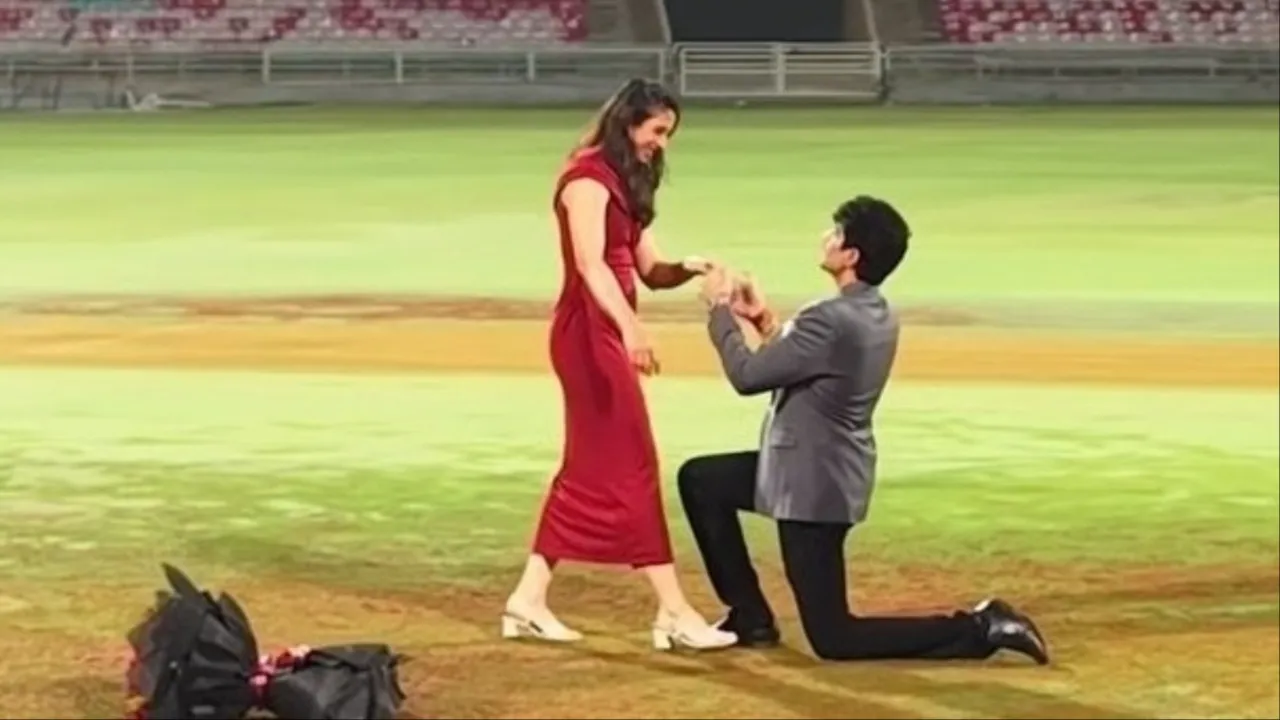 Palash Muchhal shares heart-winning viral video of proposing to Smriti Mandhana. 