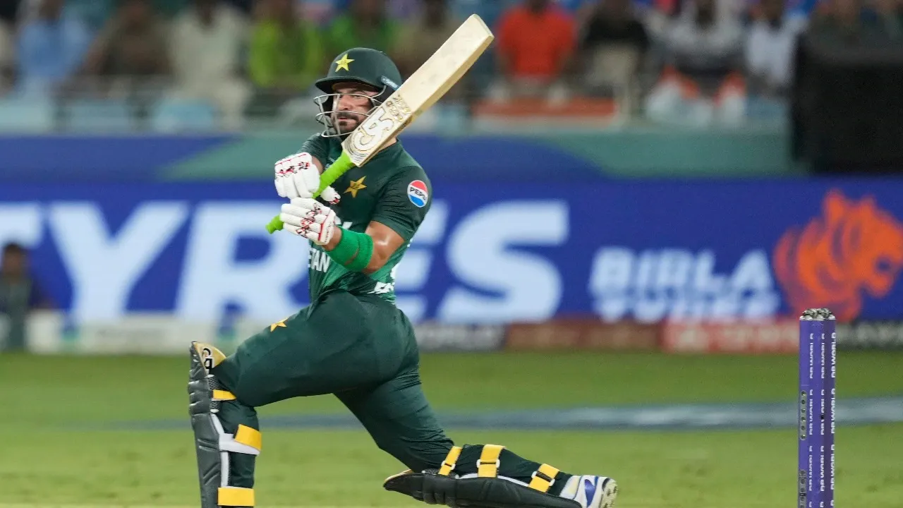 Sahibzada Farhan’s dismissal for just 9 runs in the PAK vs SL Tri-Series 2025 