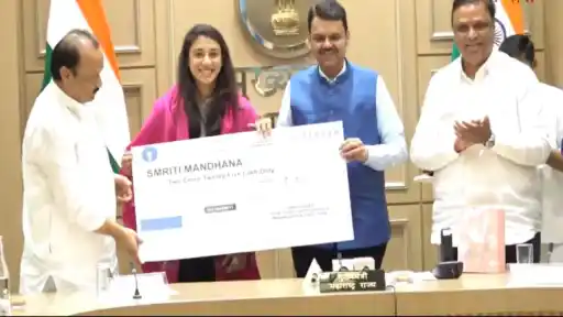 Maharashtra-Felicitation.webp