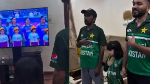 Pakistan fan sings India's national anthem.