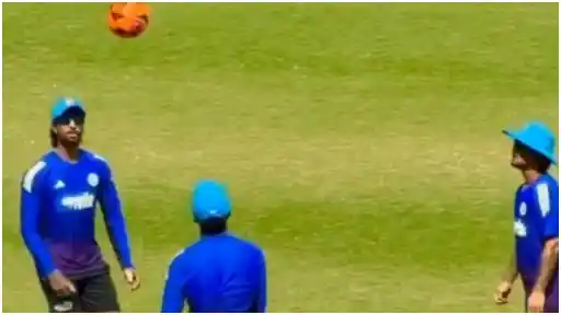 Ruturaj-Gaikwad-Playing-Football.webp