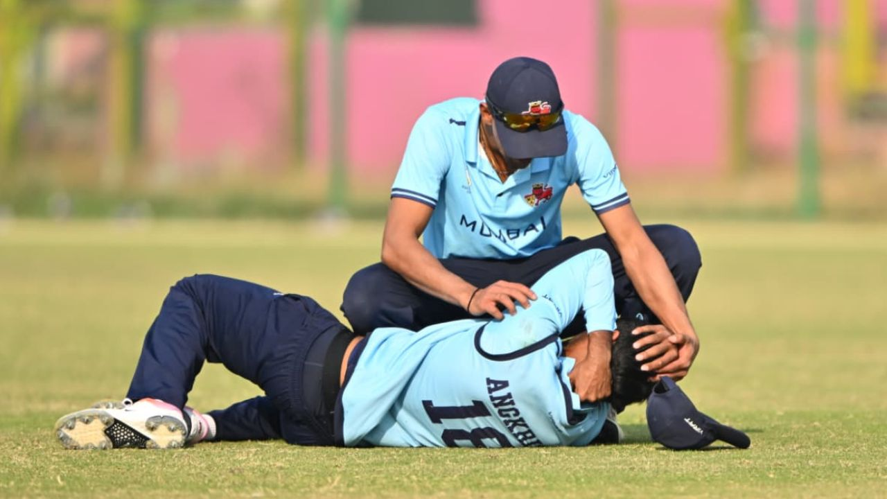 Angkrish Raghuvanshi Suffers Concussion During VHT Match