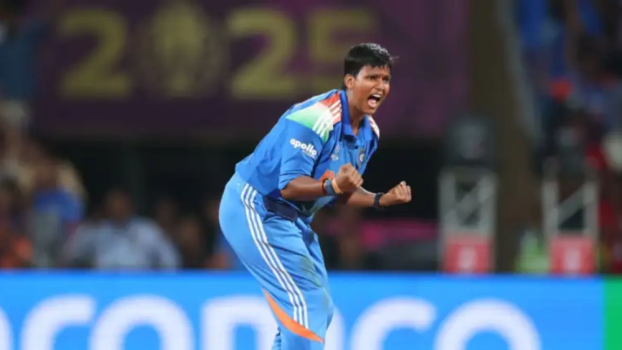 Deepti Sharma (5-39) vs South Africa in Navi Mumbai