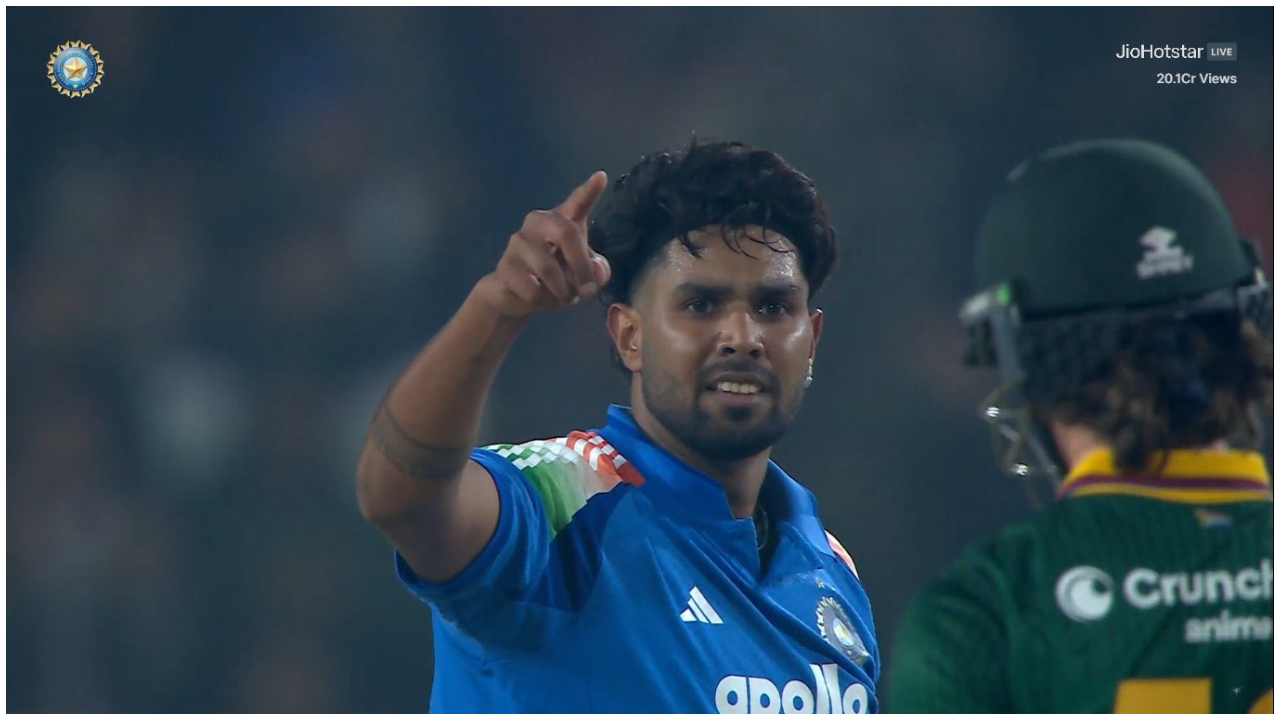 Harshit Rana out Dewald Brevis 