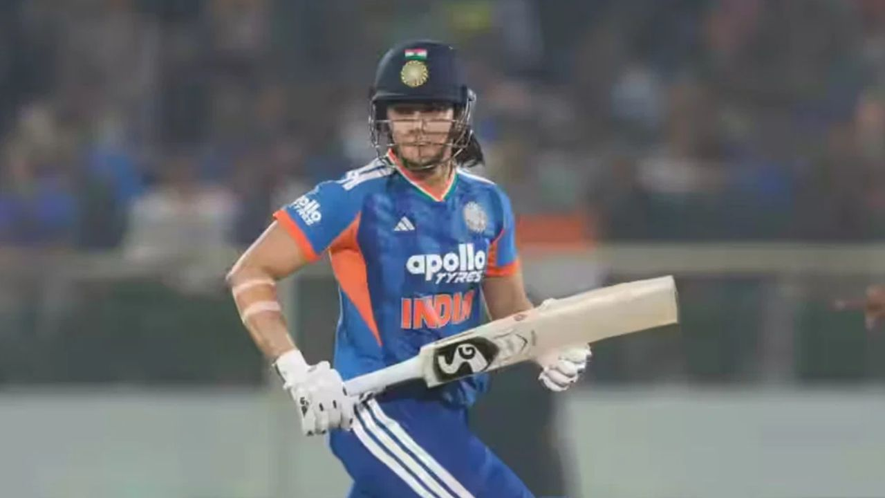 Batters with 4000 runs in Women's T20I history