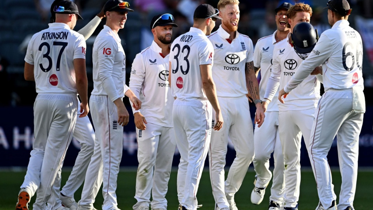 England pick Mumbai Indians star for second Ashes 2025/26 Test. 