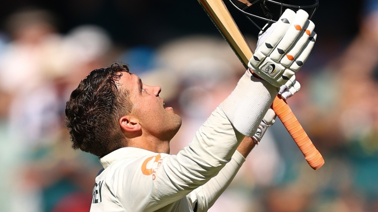 Alex Carey dedicates maiden Ashes 2025/26 century. 