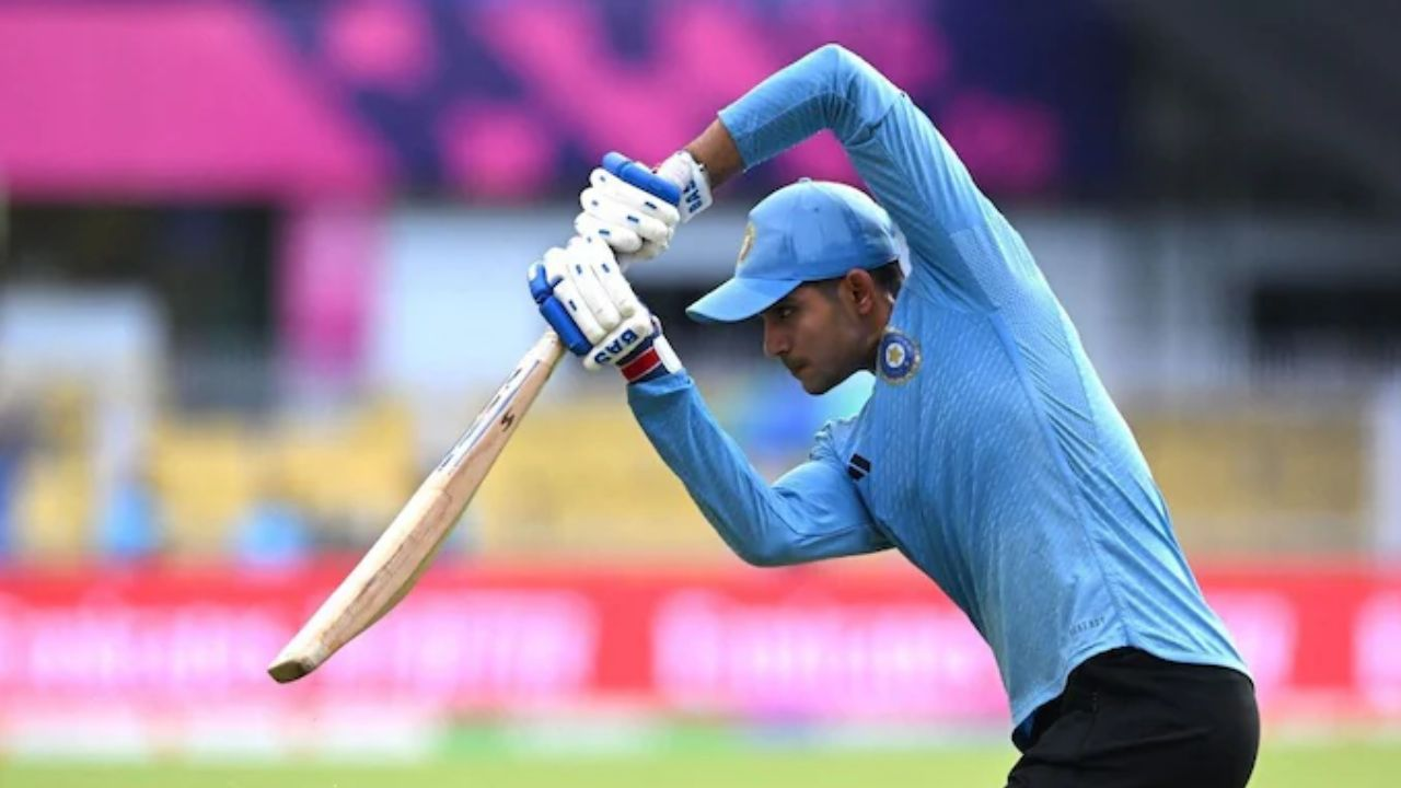 Watch Shubman Gill practice