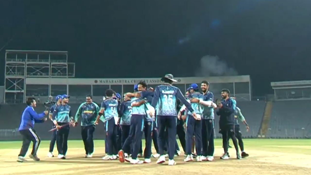 Jharkhand innings: Ishan Kishan slams century and Kumar Kushagra scores 81