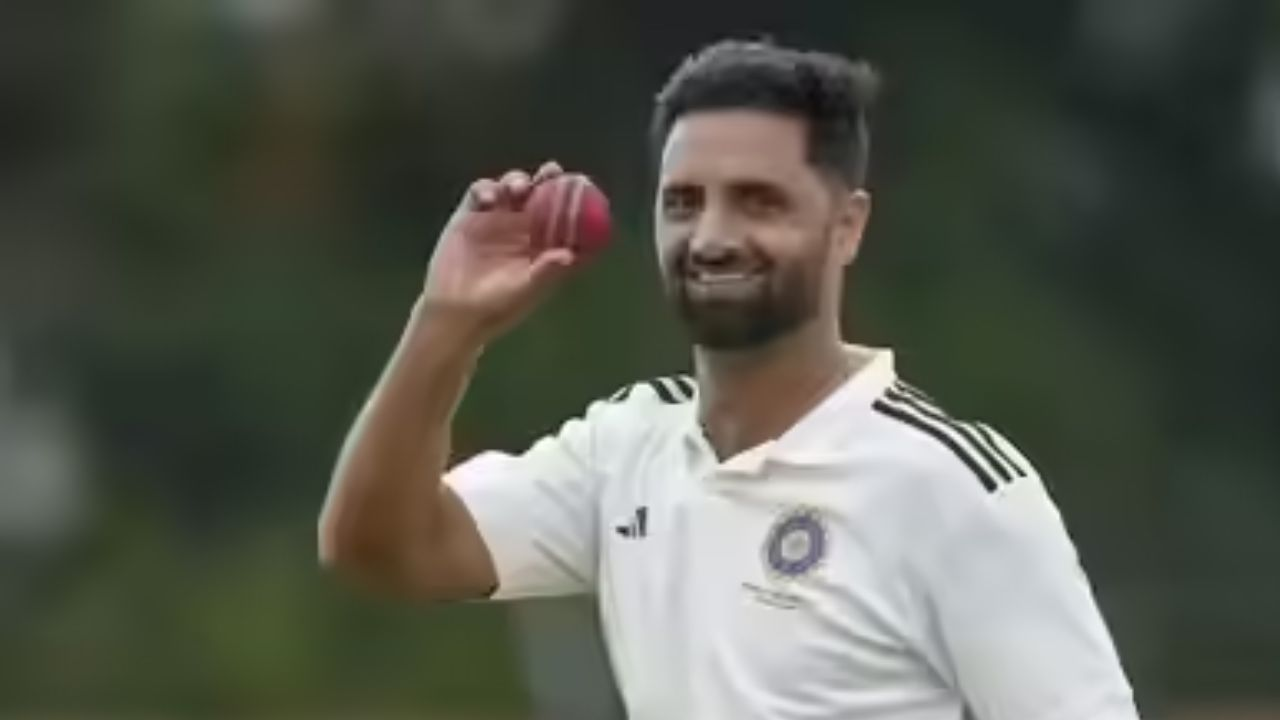 Auqib Nabi's some memorable moments in cricket career