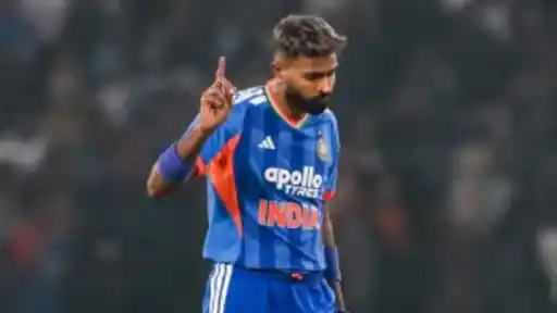 Hardik Pandya enjoyed car ride with girlfriend Mahieka Sharma