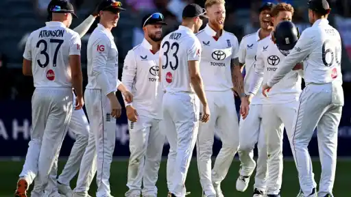 England pick Mumbai Indians star for second Ashes 2025/26 Test.
