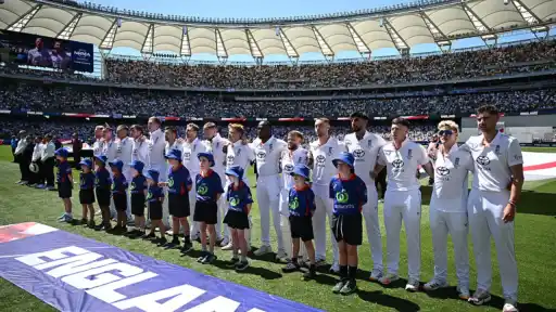 Star England player ruled out of Ashes 2025/26.