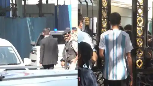 Lionel Messi arrives in Mumbai to meet Sachin Tendulkar. 
