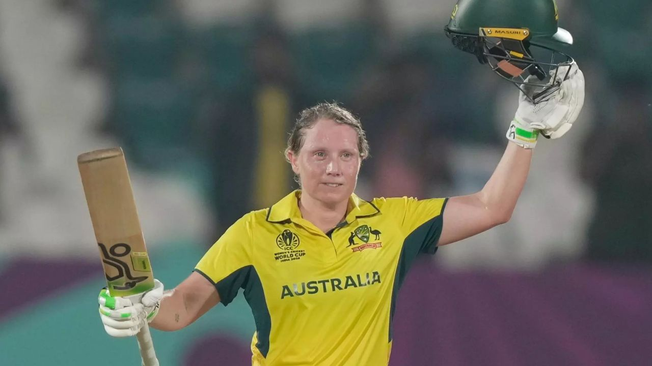 Alyssa Healy has made a surprise announcement that she will retire from all forms of cricket after Australia’s home series against India in February–March 2026.