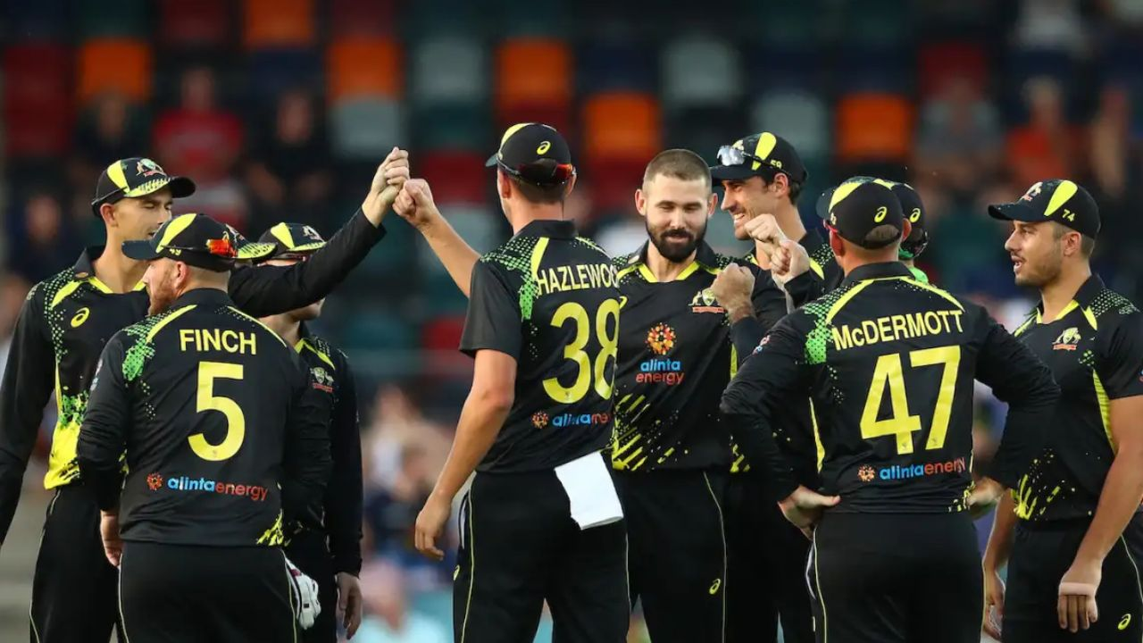 Australian fast bowler Kane Richardson has announced his retirement from professional cricket