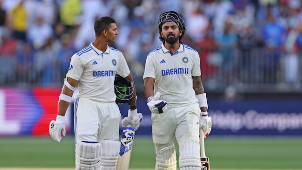 KL Rahul will return to domestic red-ball cricket for Karnataka in the ongoing Ranji Trophy 2025–26 season