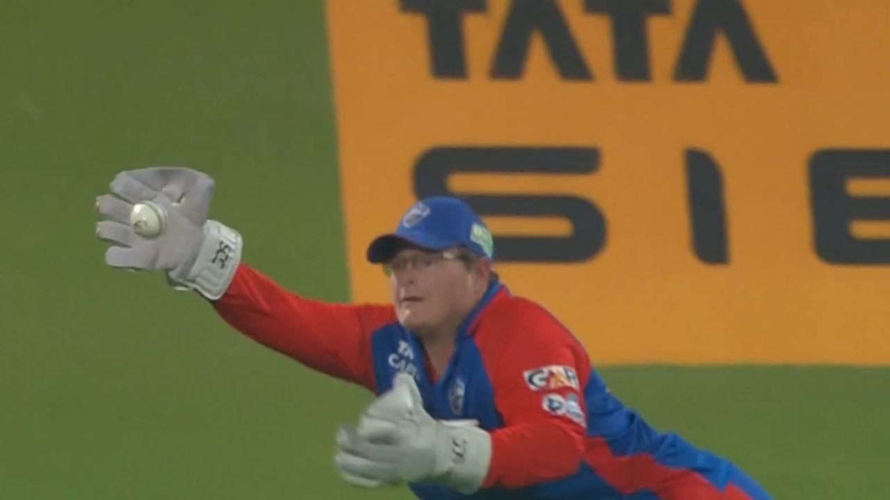 Lizelle Lee grabbed brilliant catch