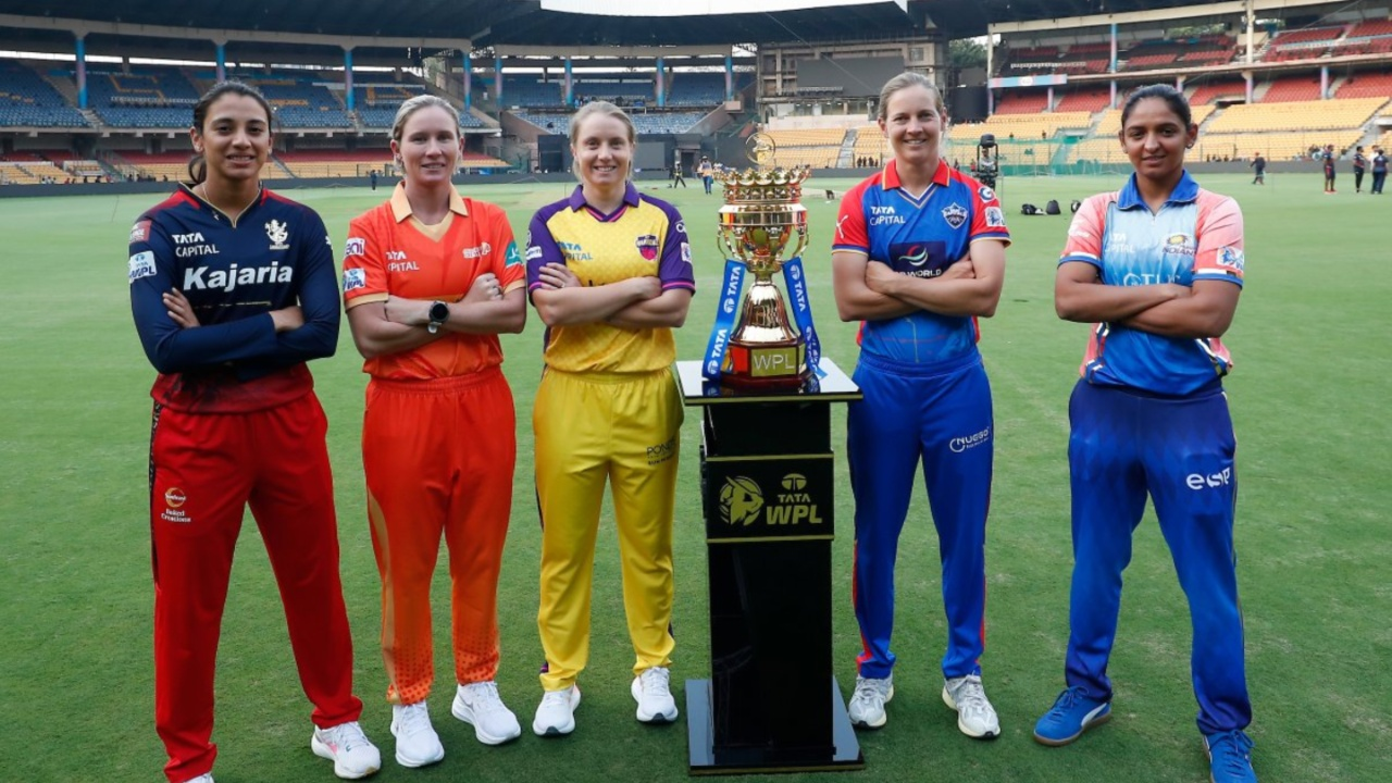 Top 3 wicket takers in Women's Premier League 