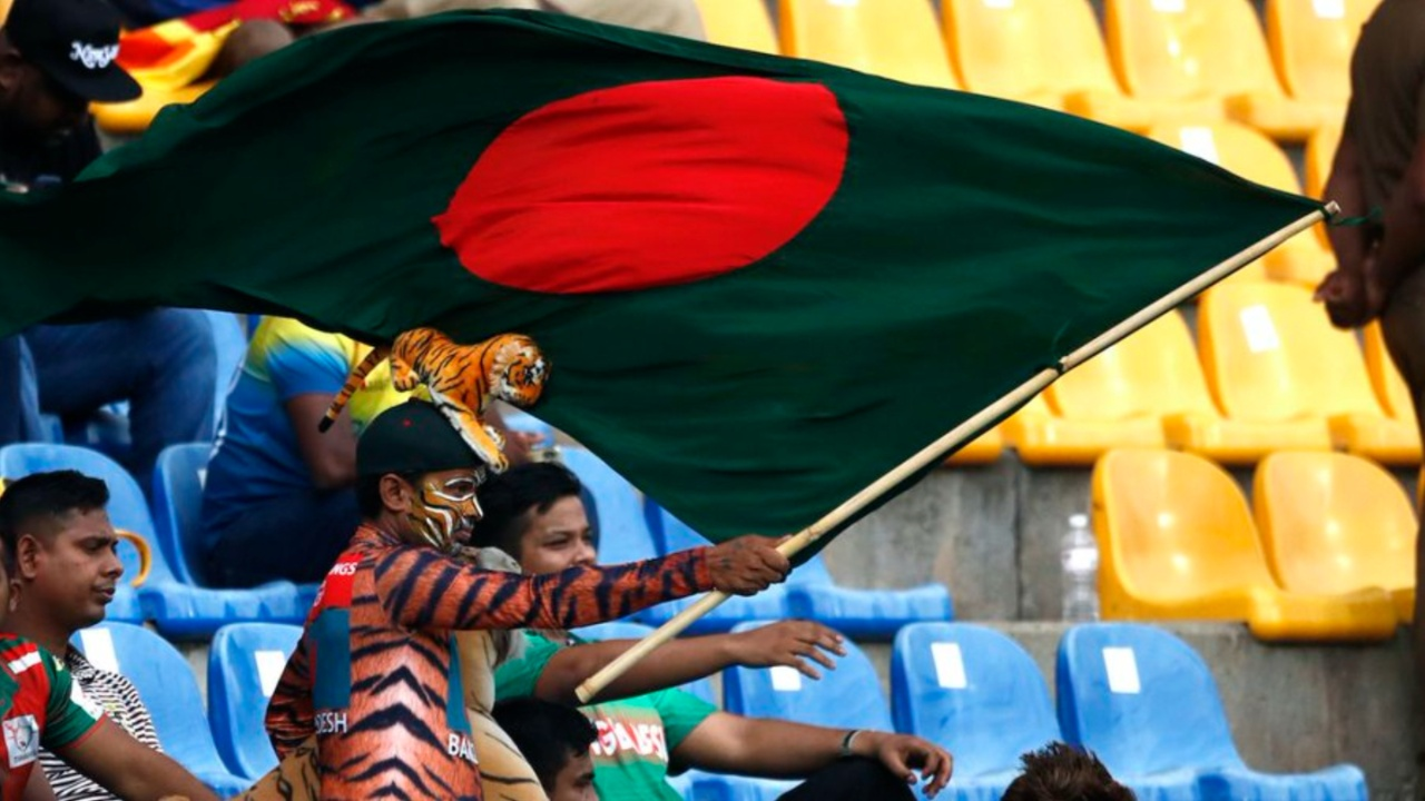 Bangladesh players threaten to boycott cricket matches