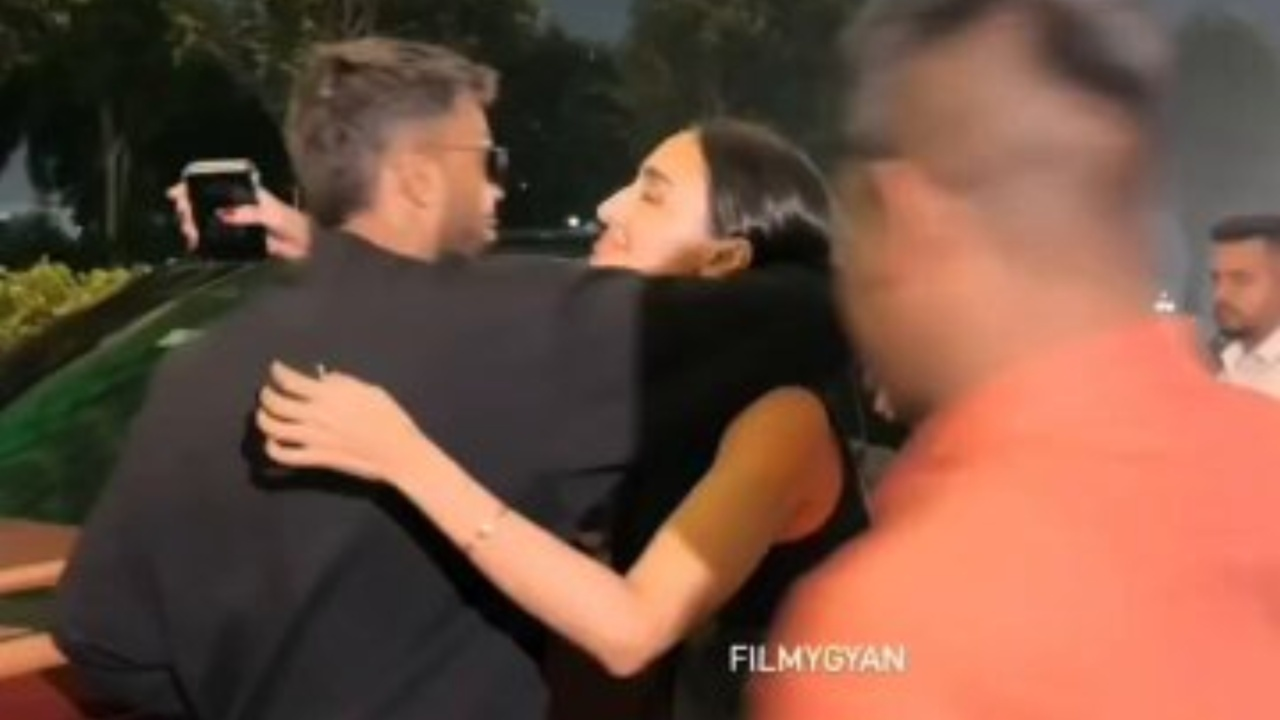 Hardik Pandya spotted with Mahieka Sharma