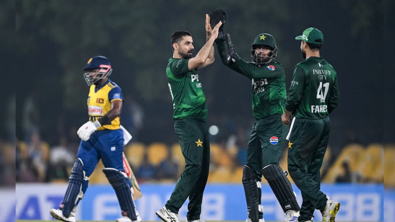 Pakistan bowlers dominated Sri Lankan innings