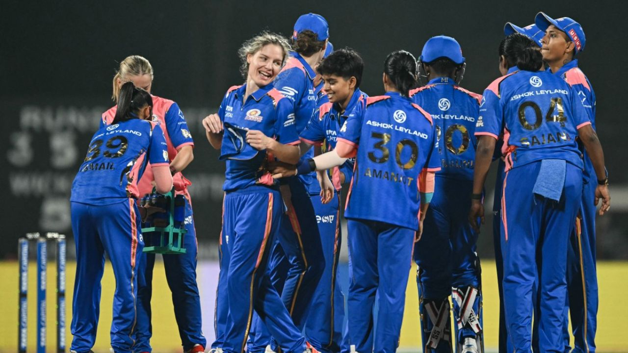 Nat Sciver-Brunt and Harmanpreet Kaur scored 70s