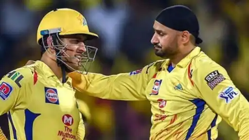 Harbhajan Singh and MS Dhoni
