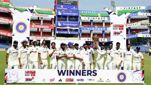 Mark Waugh picks next best Test batter in future