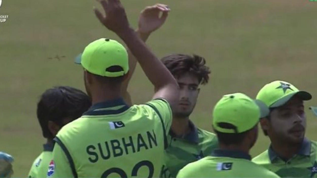 Mohammad Sayyam dismisses Vaibhav Suryavanshi and Ayush Mhatre in same over