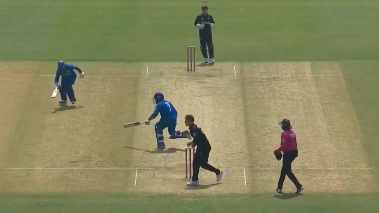 Punjab Kings (PBKS) all-rounder Azmatullah Omarzai got run out in a huge mix-up with Mohammad Nabi 