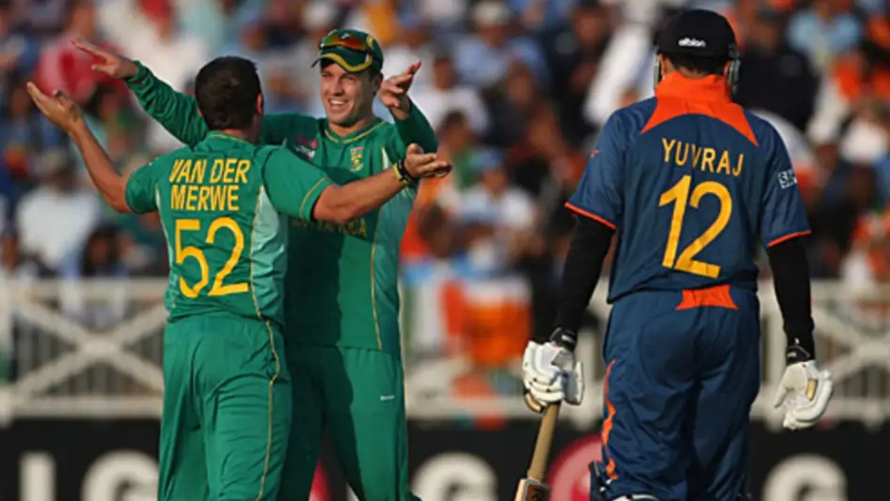 Roelof van der Merwe is celebrating Indian batter's wicket with AB de Villiers