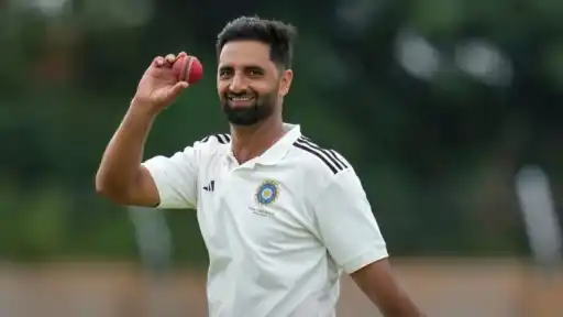 Auqib Nabi records magical figures of 7/40