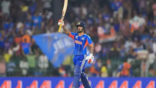 Ishan Kishan pulls Shaheen Afridi for massive six