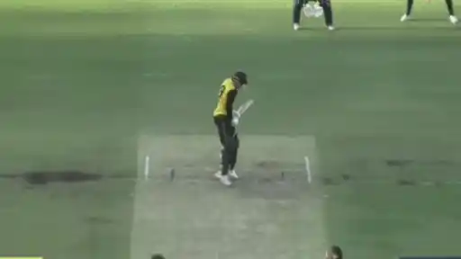Sam Fanning's crazy six after ball hits his hand