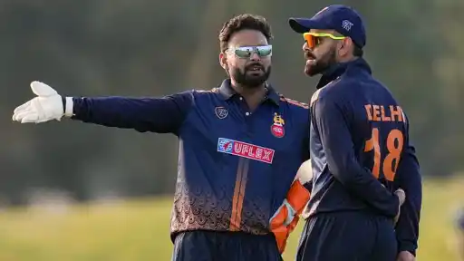 Rishabh Pant with Virat Kohli