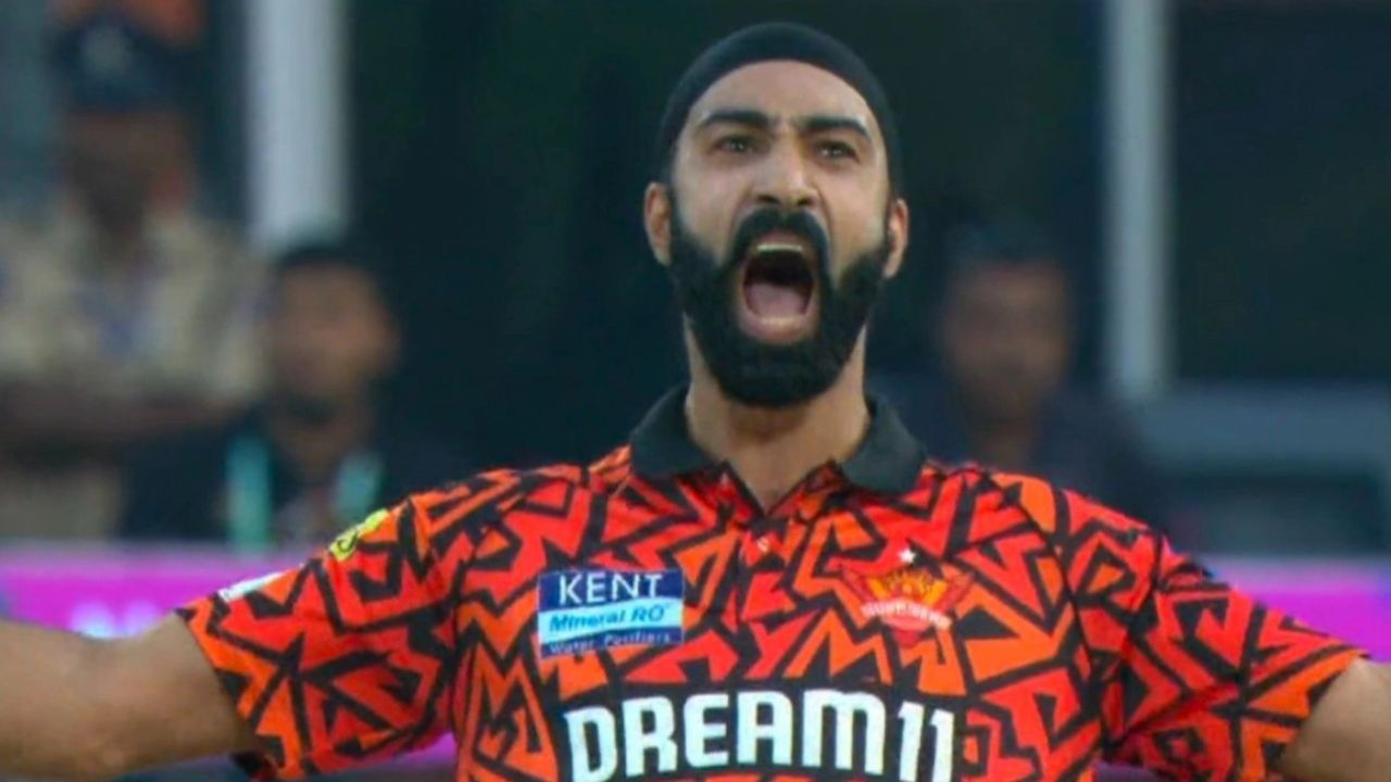 Simarjeet Singh is already training with the KKR team.