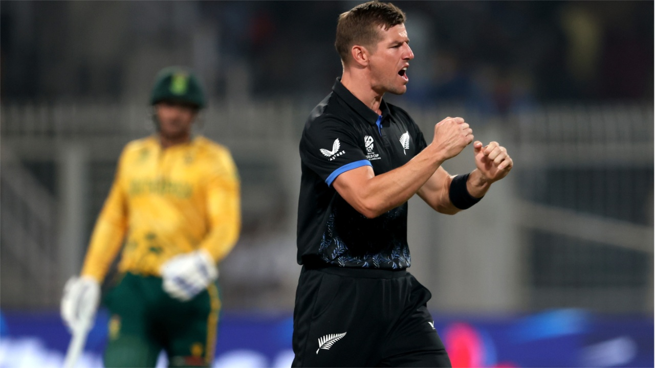 Cole McConchie's two-wicket over