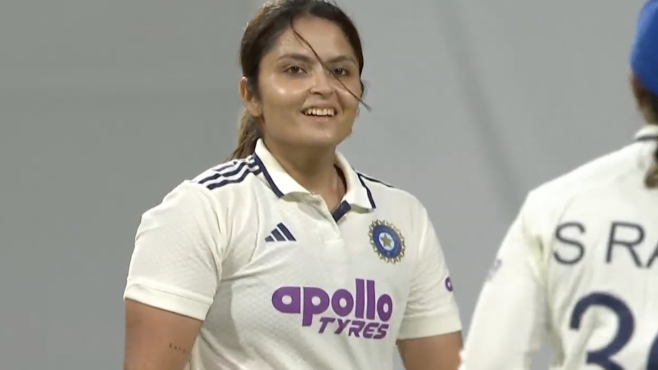 Who is Sayali Satghare?