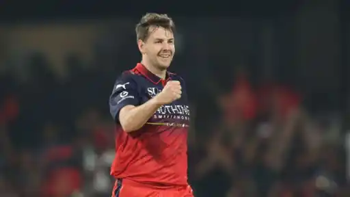 Jacob Duffy takes two wickets