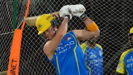 Dewald Brevis produces no-look shot in CSK practice session before IPL 2026