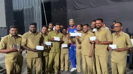 Ahead of IPL 2026, Hardik Pandya gave cash rewards to Wankhede groundsmen, winning fans’ respect for his kind act.