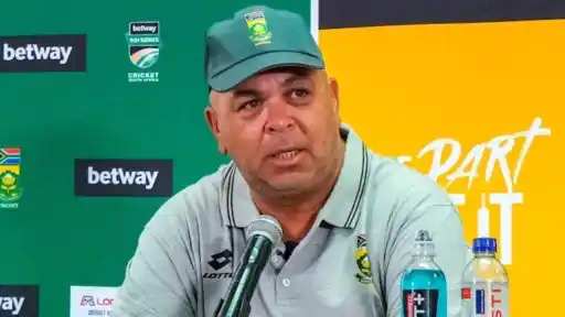 Shukri Conrad reacts to SA’s 9-wkt defeat vs NZ