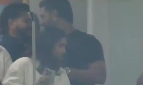 MS Dhoni and Rohit Sharma