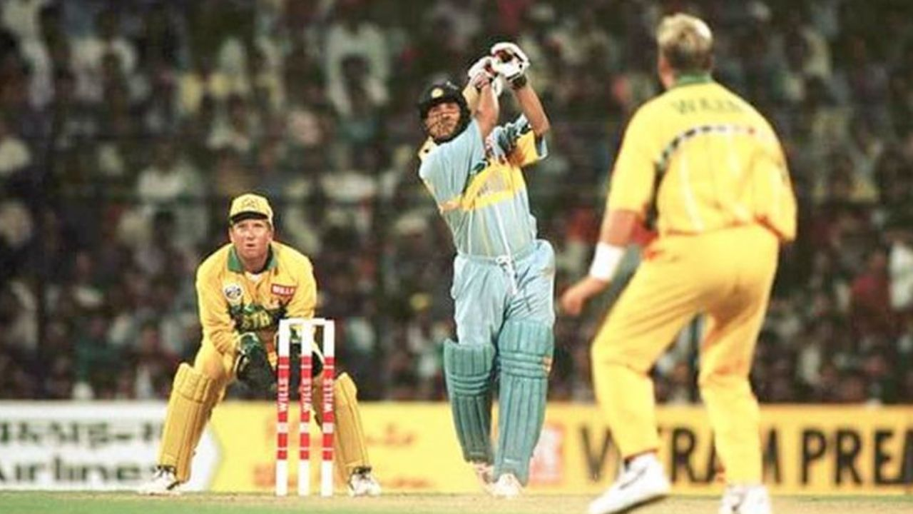 143 vs Australia &ndash; Sharjah ODI 1998 (Desert Storm)