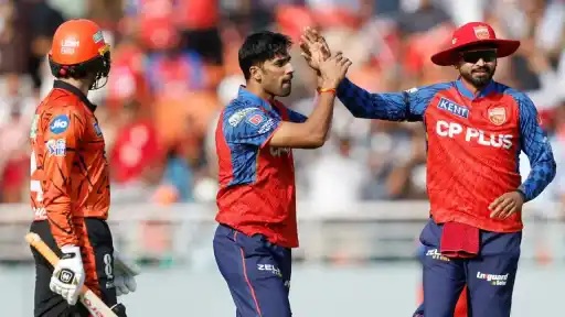 Why are Punjab Kings wearing black armband during PBKS vs SRH IPL 2026 clash?