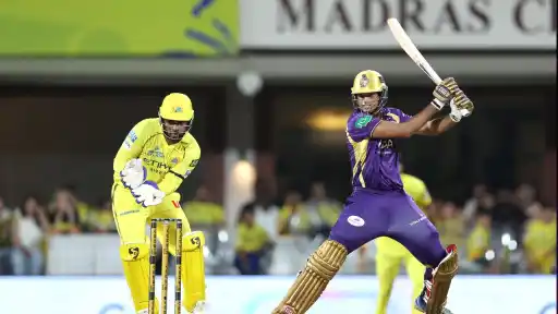 CSK beat KKR by 32 runs