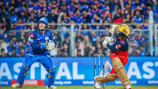 Rajat Patidar slams 3 sixes