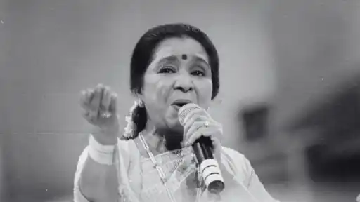 Cricket world paid tribute to legendary singer Asha Bhosle